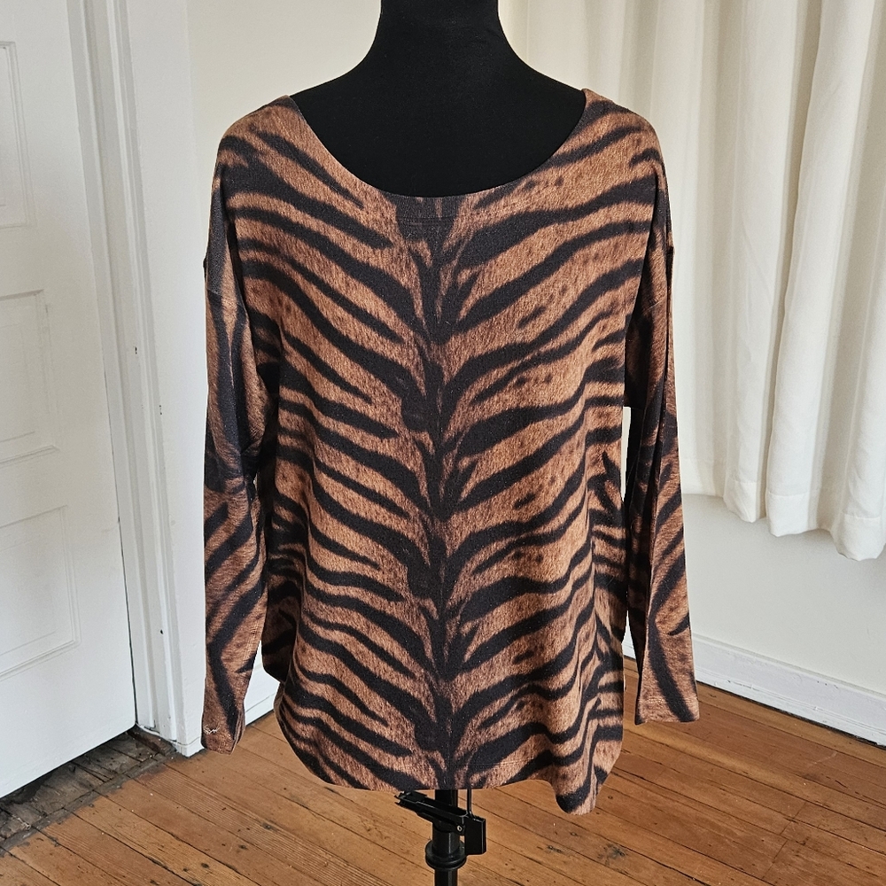 Nally & Millie Tiger Print Knit Top